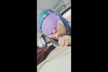 Bokep Jilbab Biru Nyepong Siang Bolong Mobil