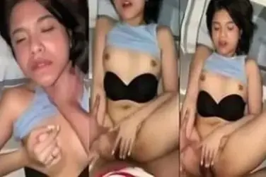Ngewe Cewek Indo Bulu Memek Halus Sampe Becek
